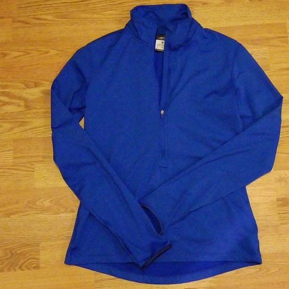 Nike Tops - Women's nike long sleeve dry fit sweatshirt